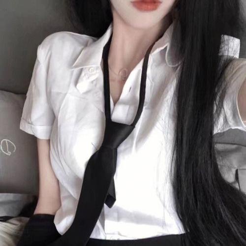 危机密布